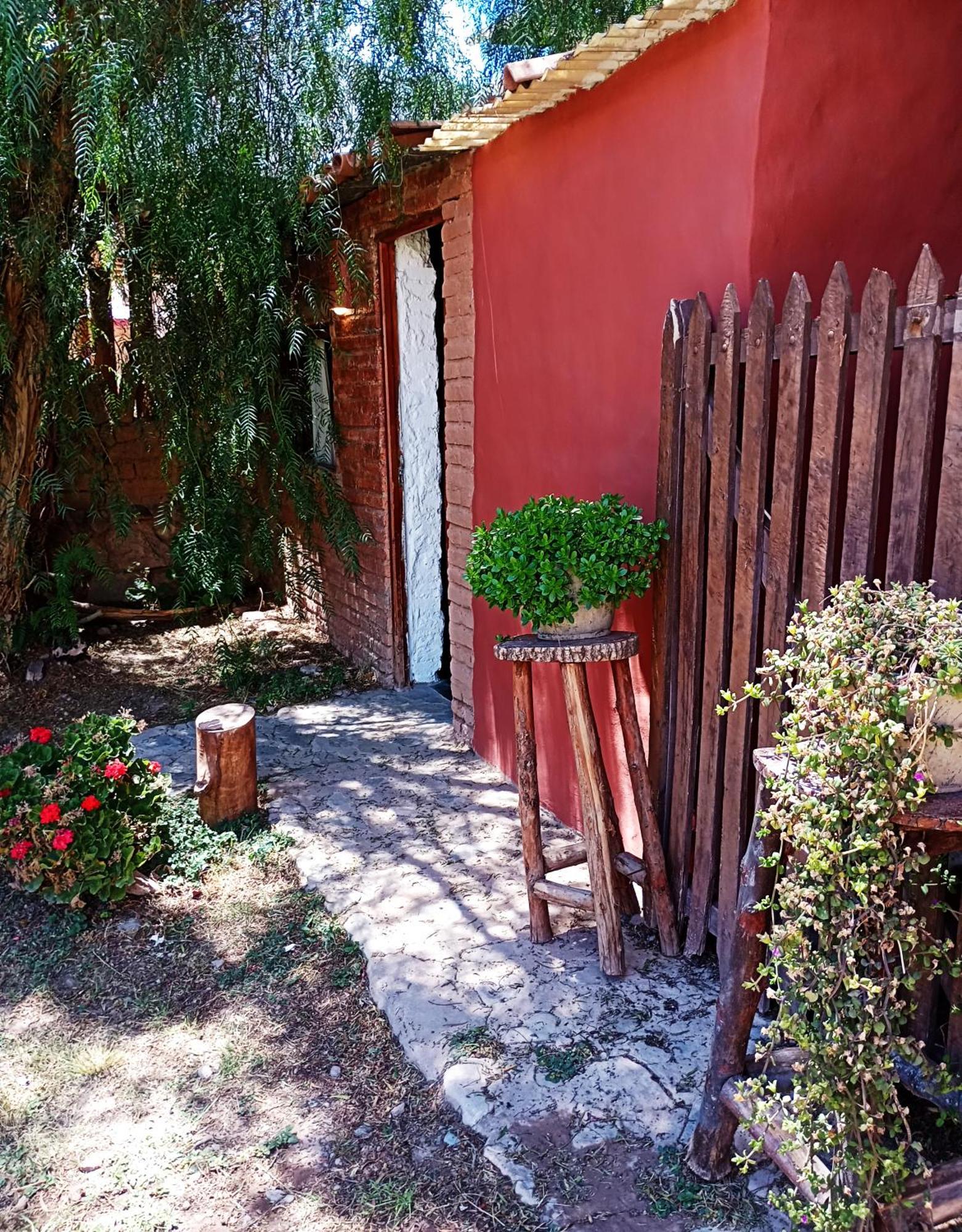 Hostal La Albahaca Тилькара Екстер'єр фото